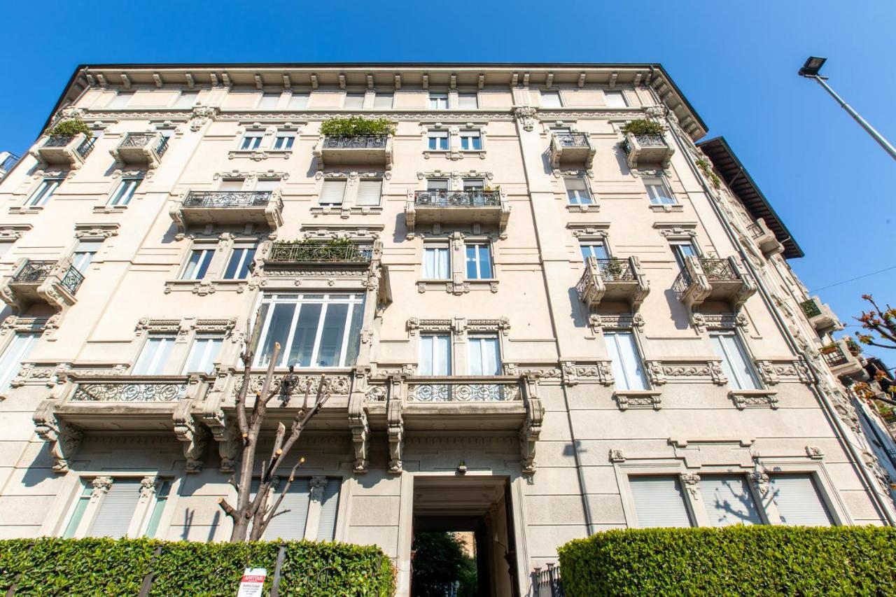 Mondadori Apartment Milan Bagian luar foto