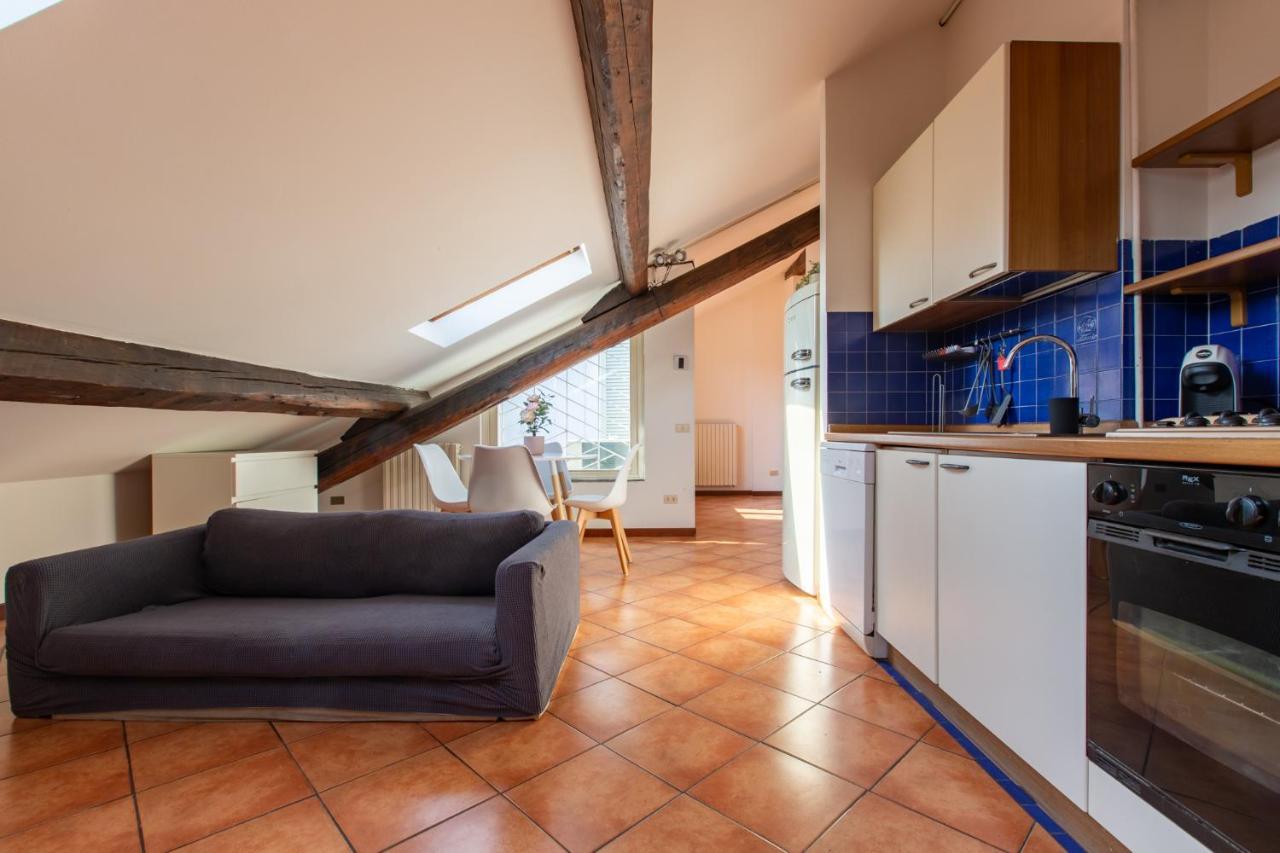 Mondadori Apartment Milan Bagian luar foto